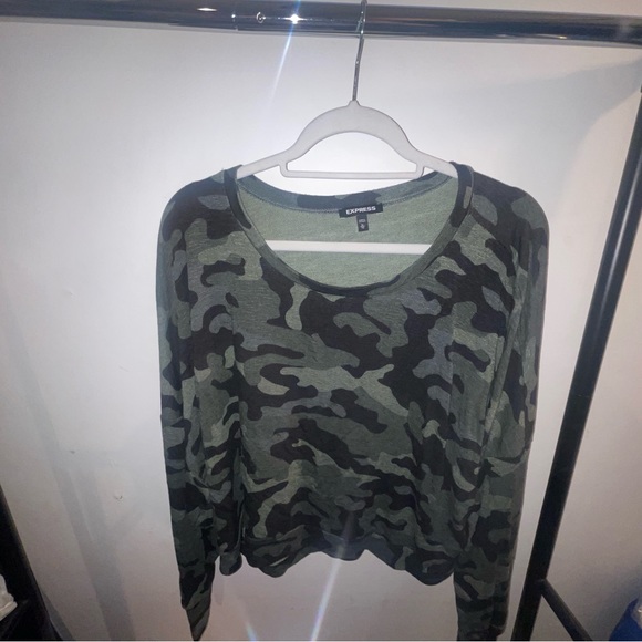camo sweater - Picture 1 of 2